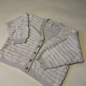 Elegant Textured Knit Cardigan in Cream